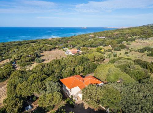 Dimora Li Mindi - Villa by the Sea with Jacuzzi