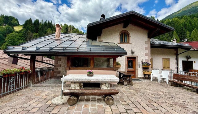 Dolomiti Cadore Home, in the heart of the Cadore Dolomites, 5 minutes from Sappada