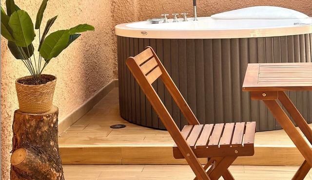 Domus Auri Vatican Jacuzzi Boutique Stay