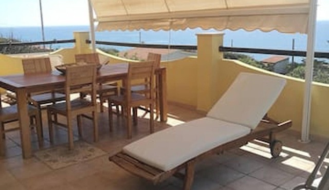 Homerez - Villa in Magomadas