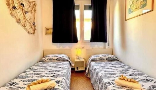 Hostdomus - Tiffany House