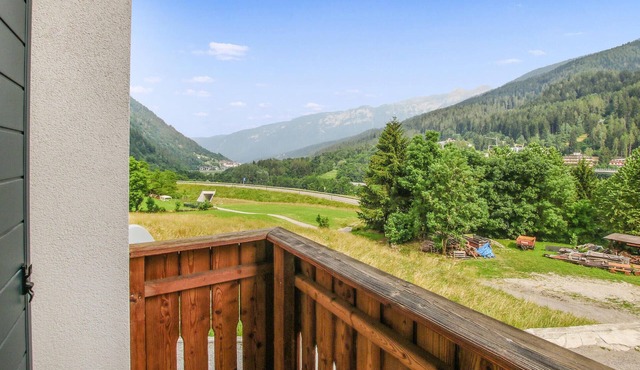 Inviting vacation apartment with a view of the surrounding mountains.