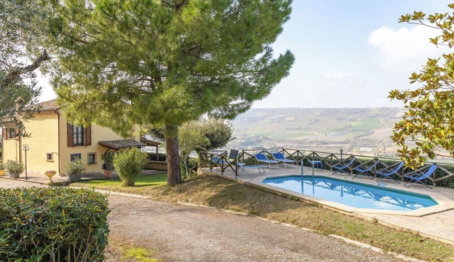 Italian Experience - Casale Dolcemare