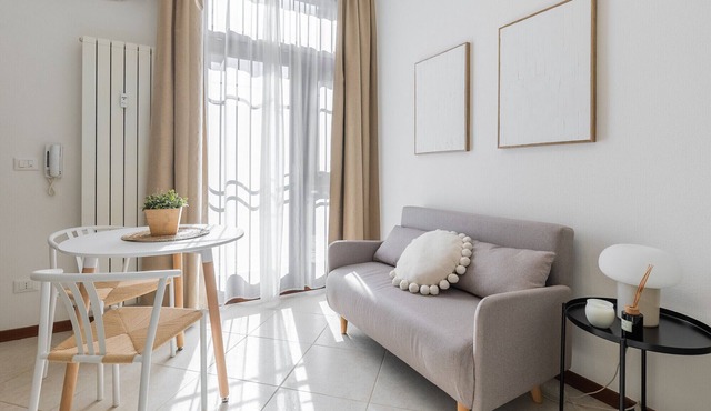Light-Filled Flat by Wonderful Italy