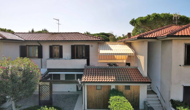 Lovely apartment for 5 people with terrace and pets allowed