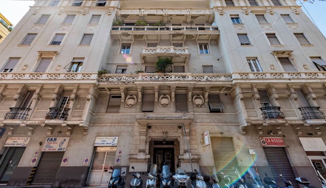 Lovely Apartment with Balcony Via Nizza, Genova, Italy