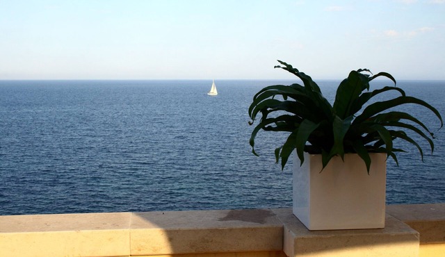 Luxury Apartment In Ancient Building With Breathtaking Ocean View in Ortigia