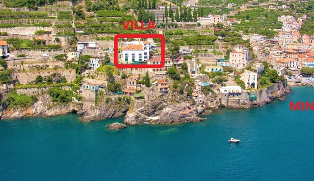 Multy-Storey Villa 🏡 Sea Access 🏖️ Jacuzzi ❤️ Sauna ❤️ Parking 🅿️ Solarium 🌞