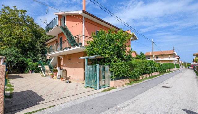 Nice apartment in Marina di Sant'Angelo with WiFi