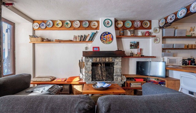 Nice apartment for 7 guests with WIFI, TV, balcony and pets allowed