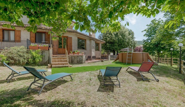 Nice home in Configni