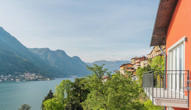 Panoramic Lake Suites