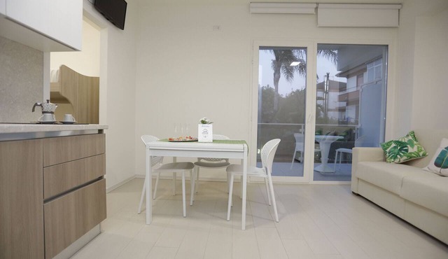 Path House - Garden Apartments by Wonderful Italy