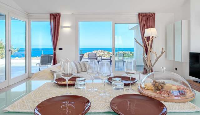 Penthouse Apartment 12 in Villa Marconi with Sea & Mountain View and Panoramic Terrace