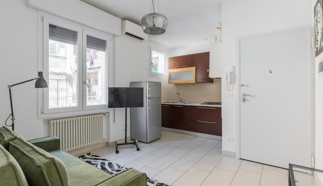 Quiet Modern Flat near City Center - Pasubio 84