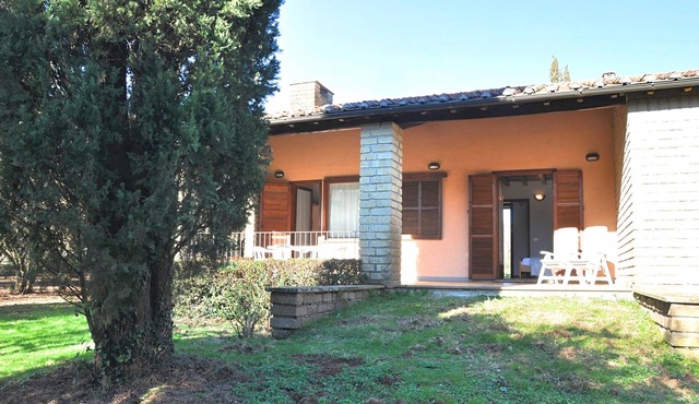 RANDOM LISTING in CAPRANICA