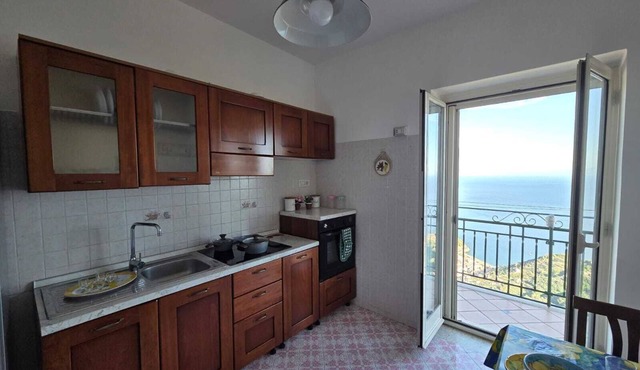 Ravello between sky and sea Apartment for couples with sea view