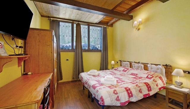 Room '10' with Shared Terrace, Shared Garden and Wi-Fi