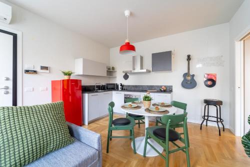 Savona Design Modern Flat - Frattini M4 & Navigli