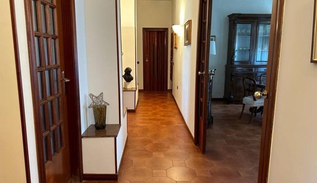 Spacious, centrally located home, very close to the subway