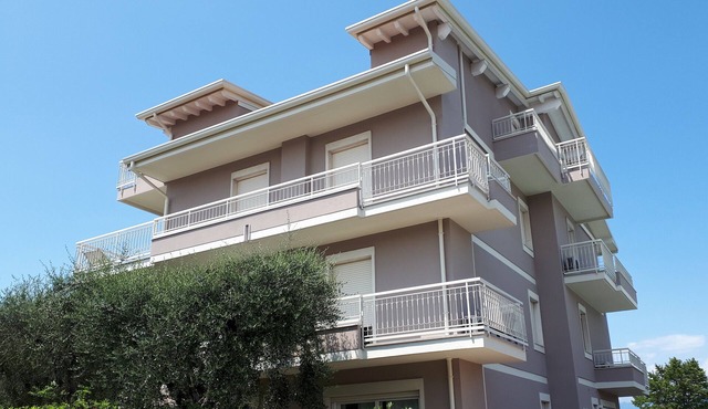 Spacious second floor apartment with stunning lake views