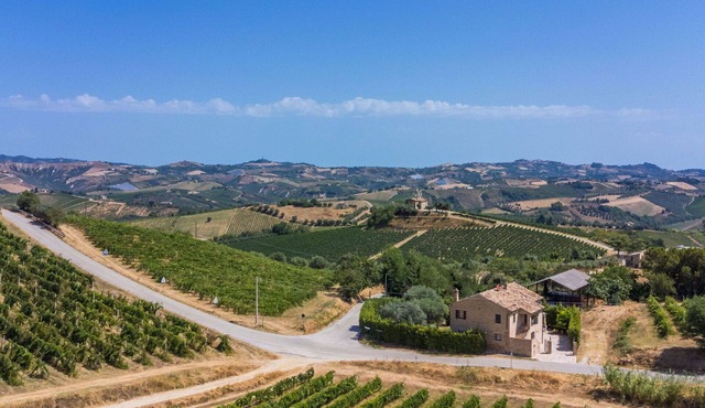 Stunning private villa for 4 guests with terrace and panoramic view