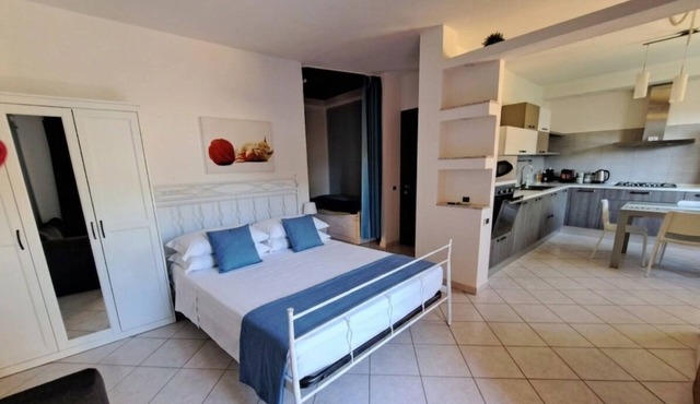 Sunsealove, cozy studio apartment with garden among the beaches of southern Sardinia.