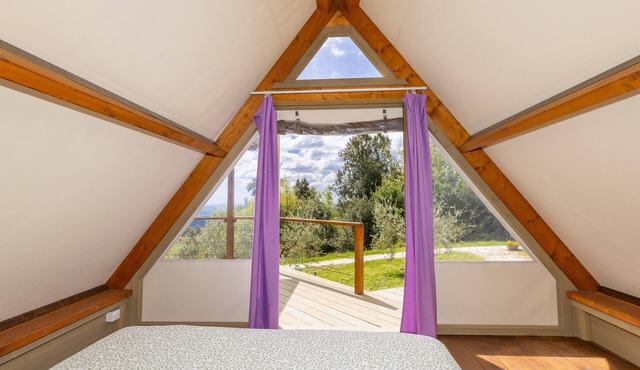 Tiny Home 'Glamping - La Quercia' with Garden in Monteverdi Marittimo