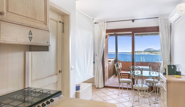 Vacation Home "Miramare Flat" Close to Beach with Incredible Sea View & Balcony