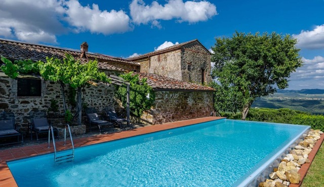 Villa Poggiarello, Castelnuovo Berardenga, Siena and Chianti