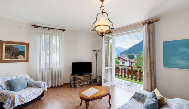 Welcome to "Casa Al Lago" on Lake Iseo