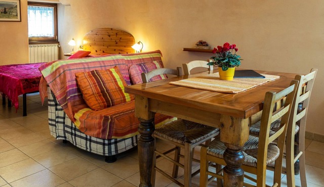 Wohnung in Riva Di Solto mit Kleinem Garten by Interhome
