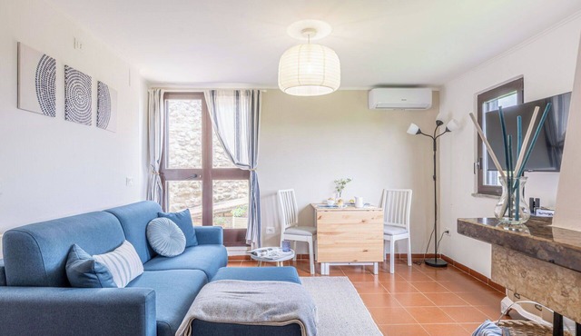 Wonderful private villa for 6 guests with WIFI, A/C, patio and panoramic view