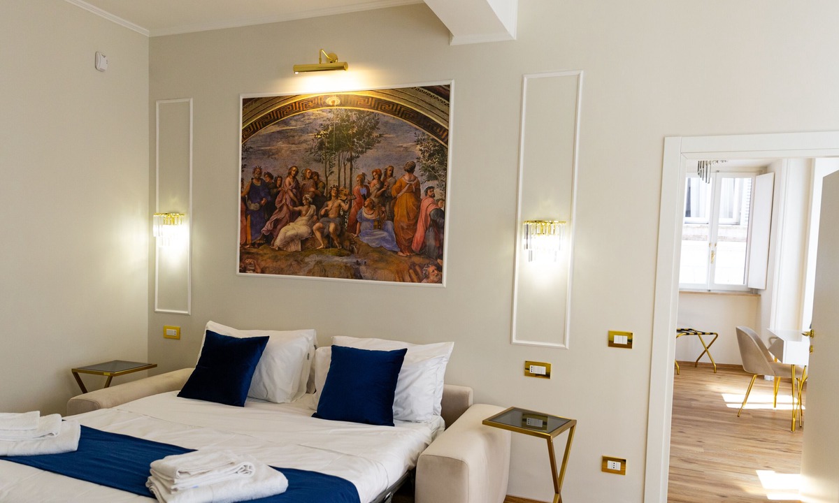 Rione VII Regola House | Golden palace luxury guest house
