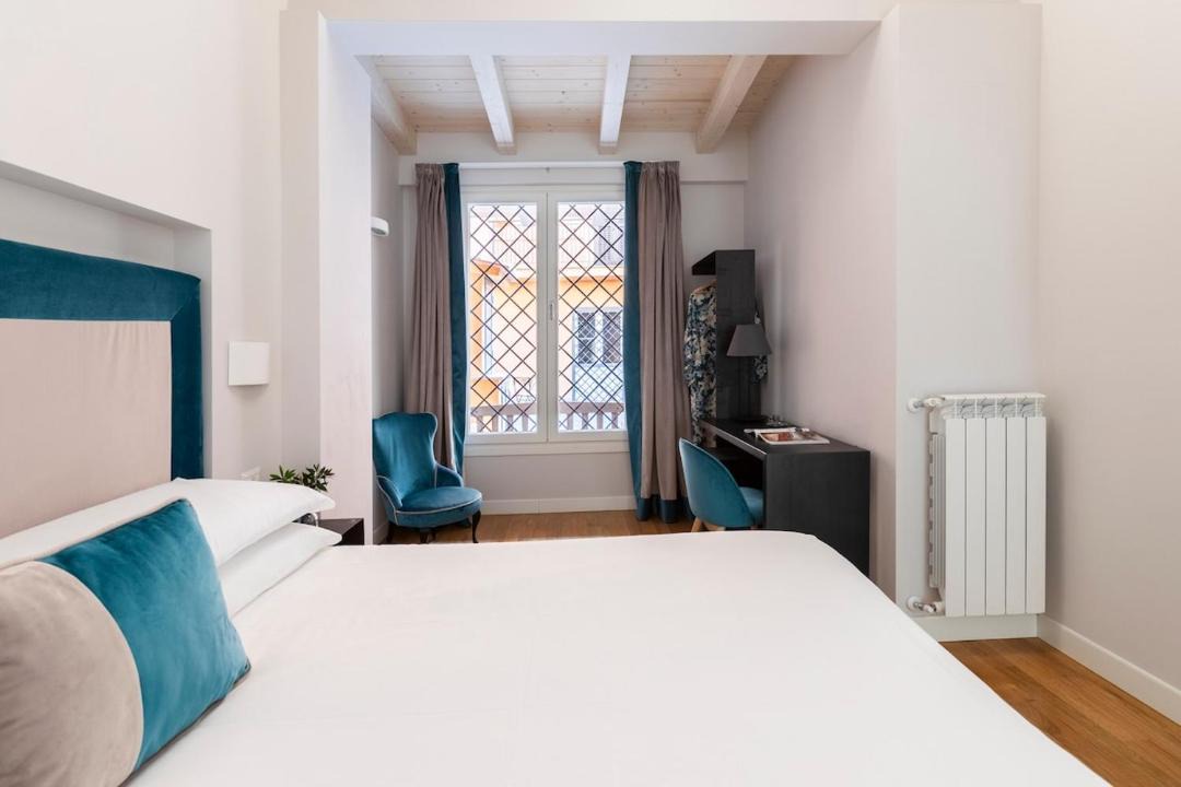 Rione XIV Borgo Apartment | Palline Chalet by Hili