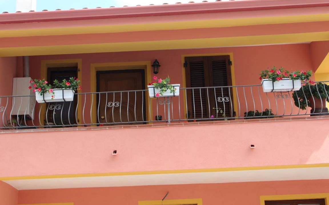 Photo of Patio Balcony in Nughedu Santa Vittoria