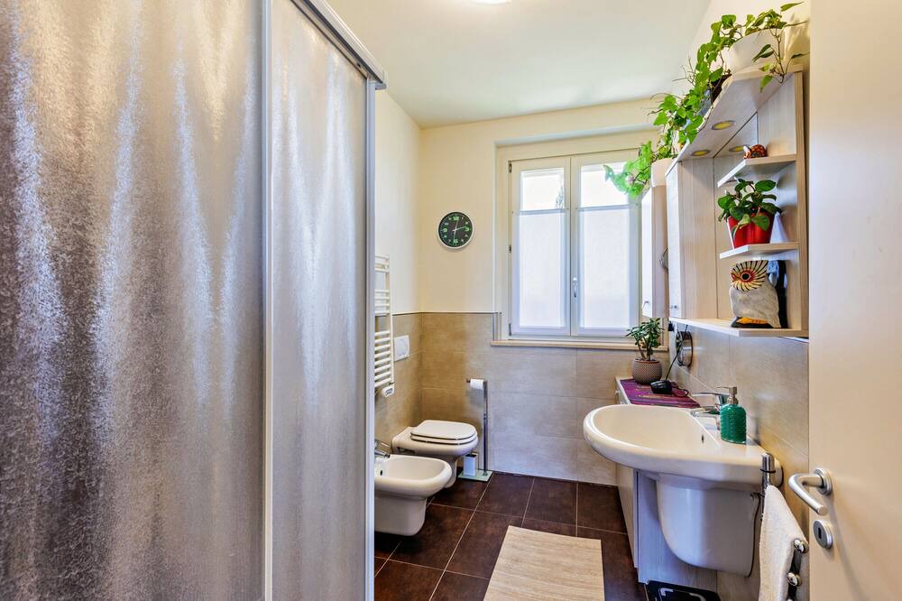 Photo of Bathroom in Broglie
