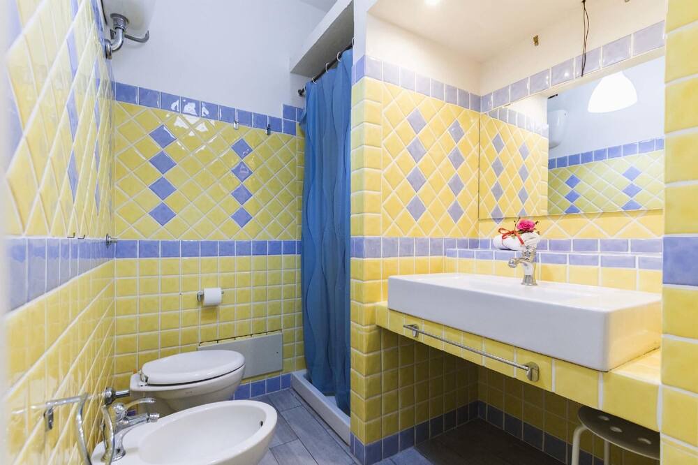 Photo of Bathroom in Calasetta