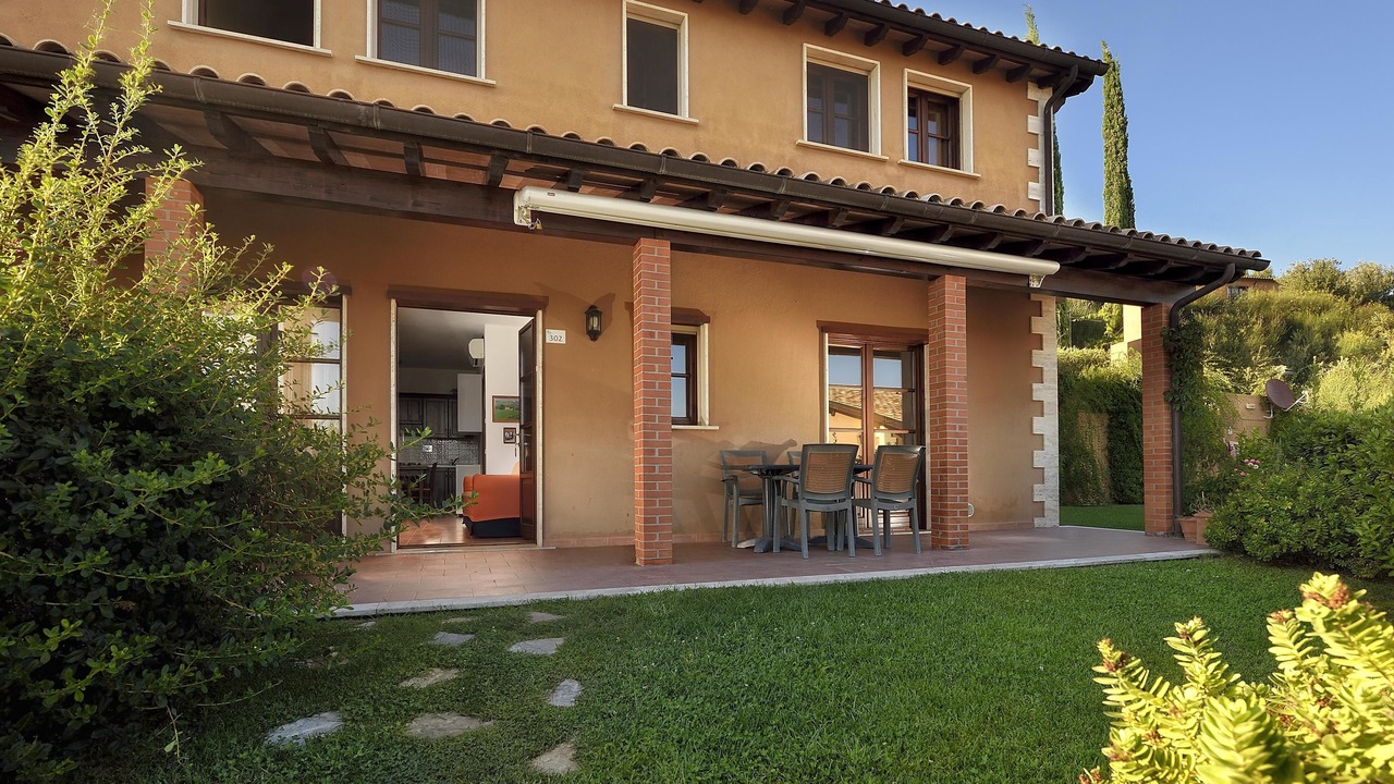 Photo of Patio Balcony in Magliano in Toscana