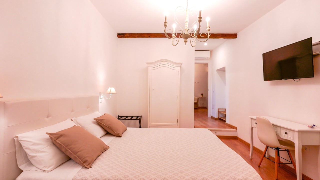 Photo of Bedroom in Marina District