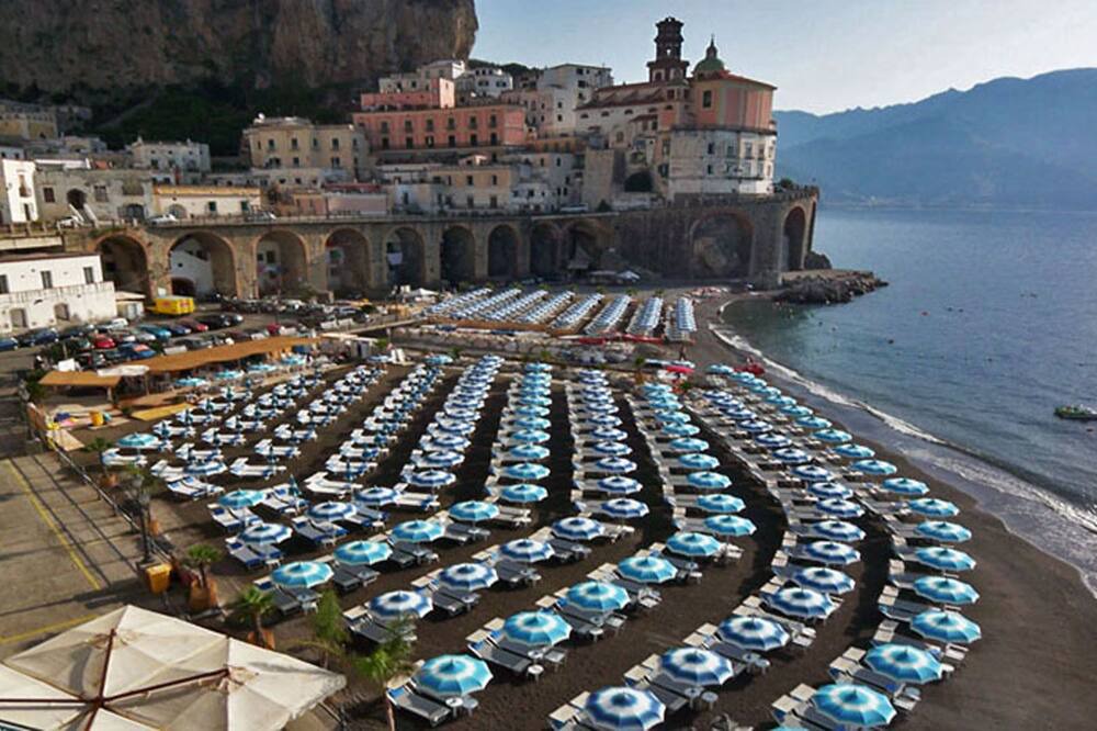 Photo of Others in Castiglione