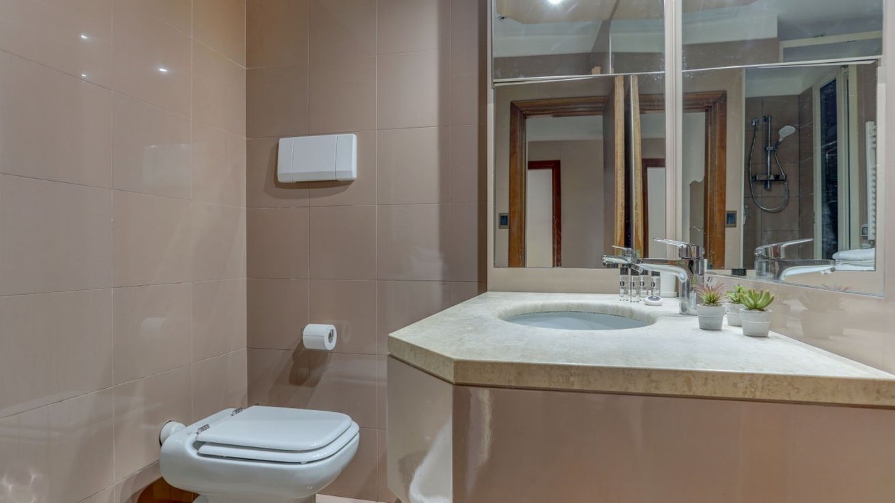 Photo of Bathroom in Celio