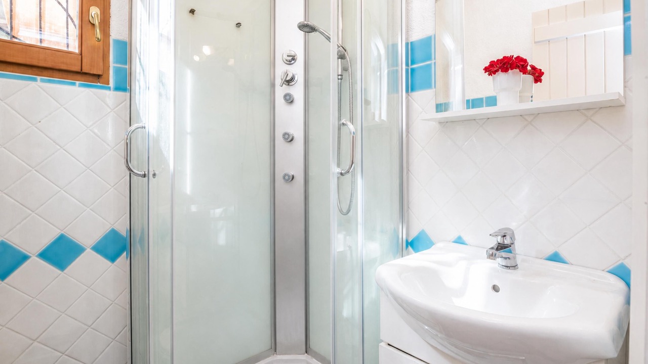 Photo of Bathroom in Golfo di Marinella