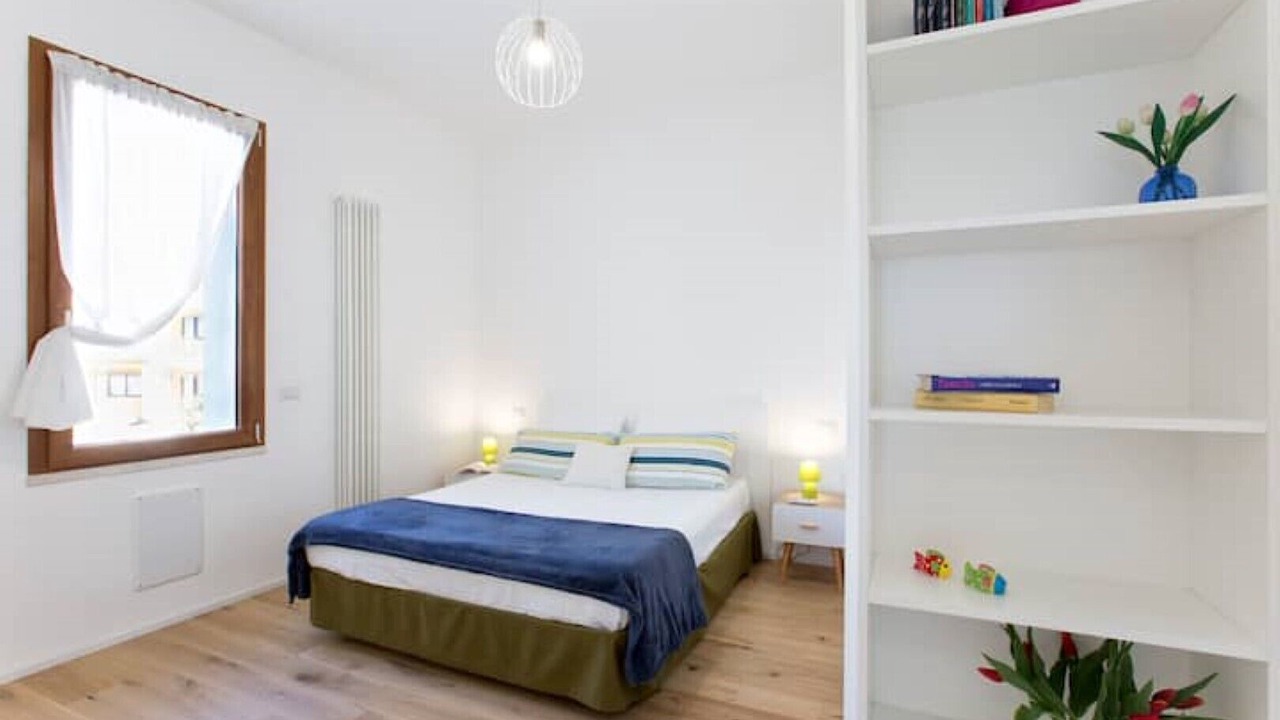 Photo of Bedroom in Lido