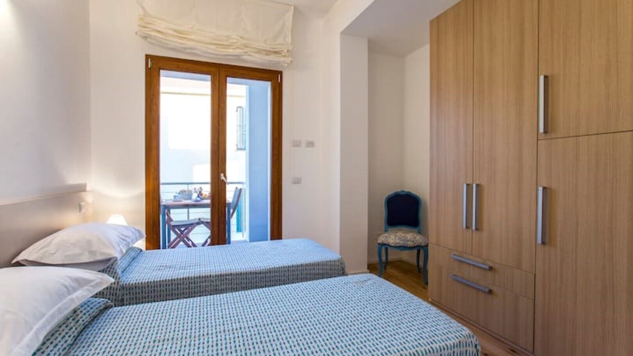 Photo of Bedroom in Lido