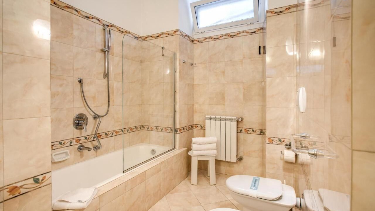 Photo of Bathroom in Repubblica