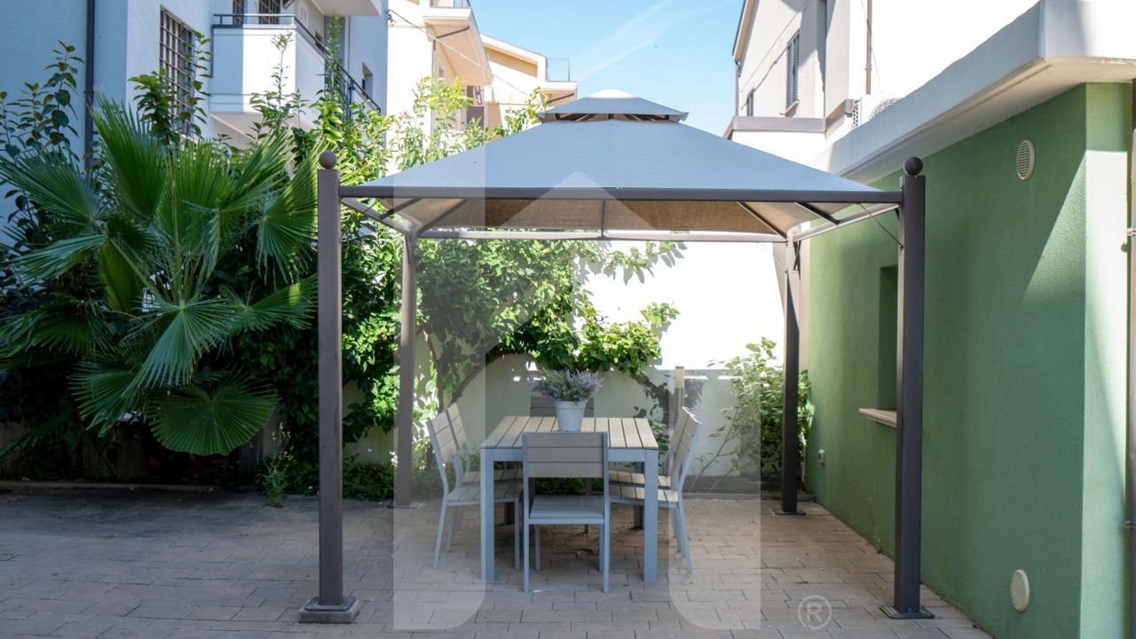 Photo of Outdoor in Pineto