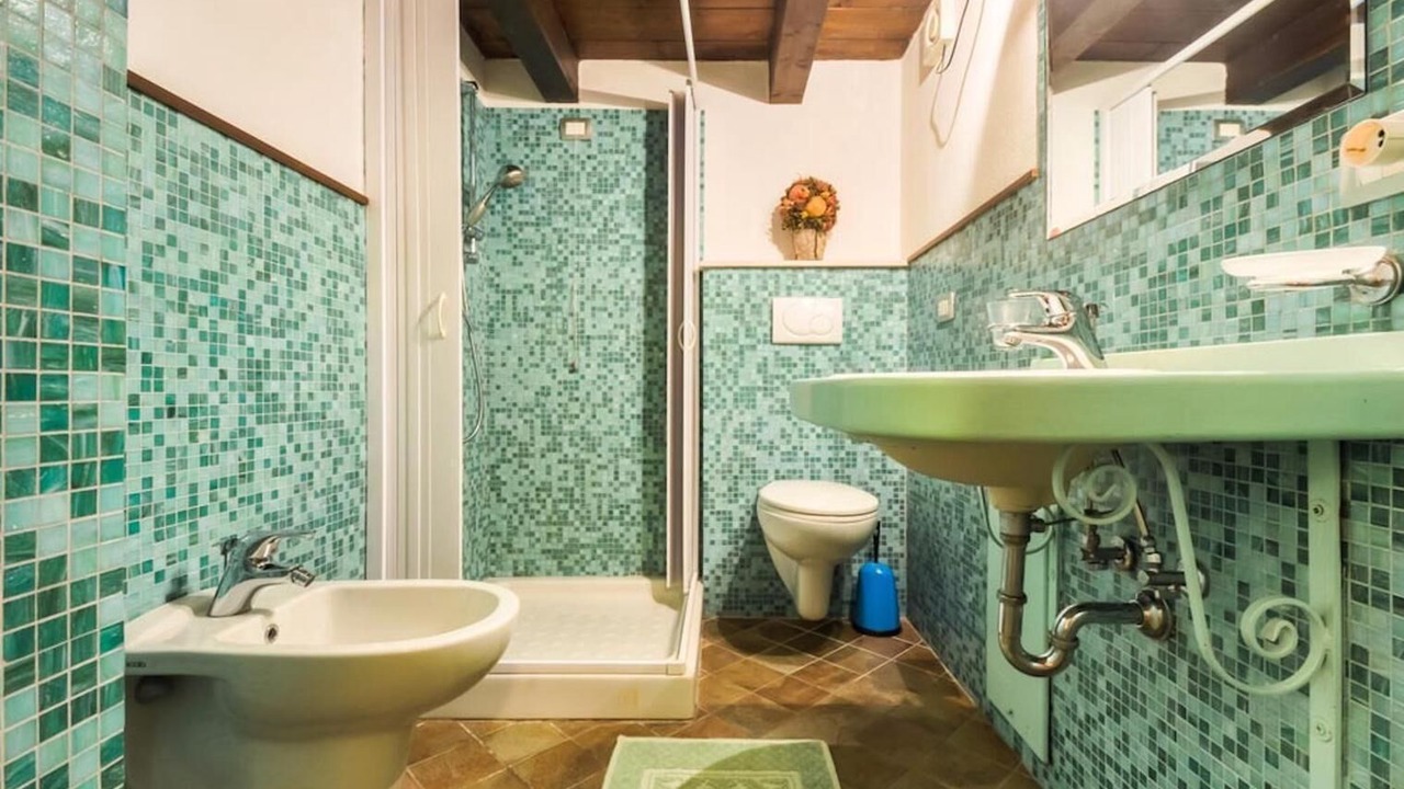 Photo of Bathroom in Alghero Old City