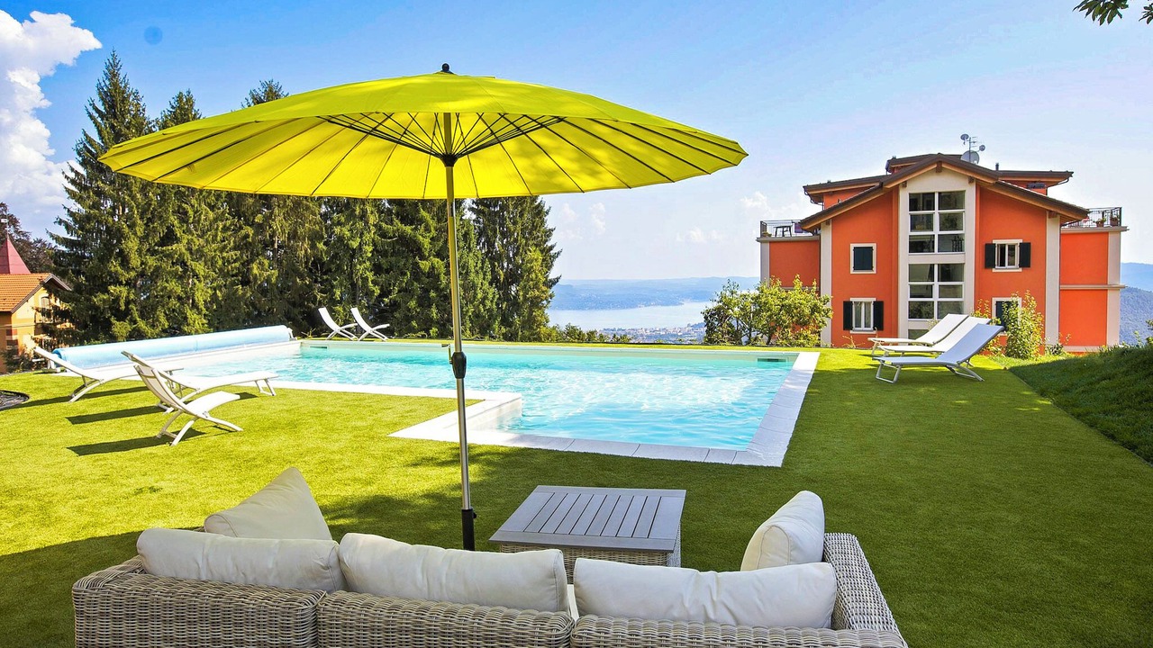 Photo of Outdoor in Comero