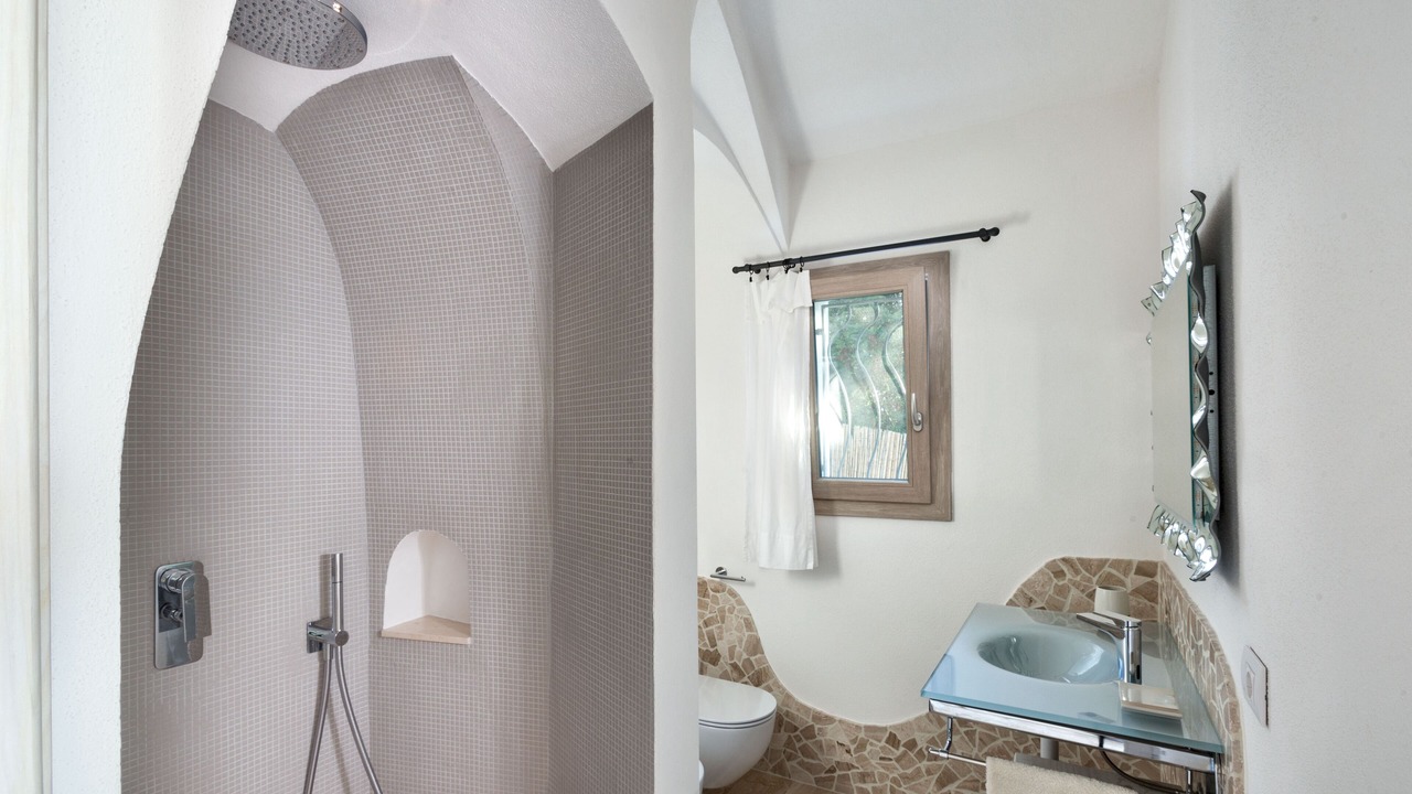 Photo of Bathroom in Tiriddo